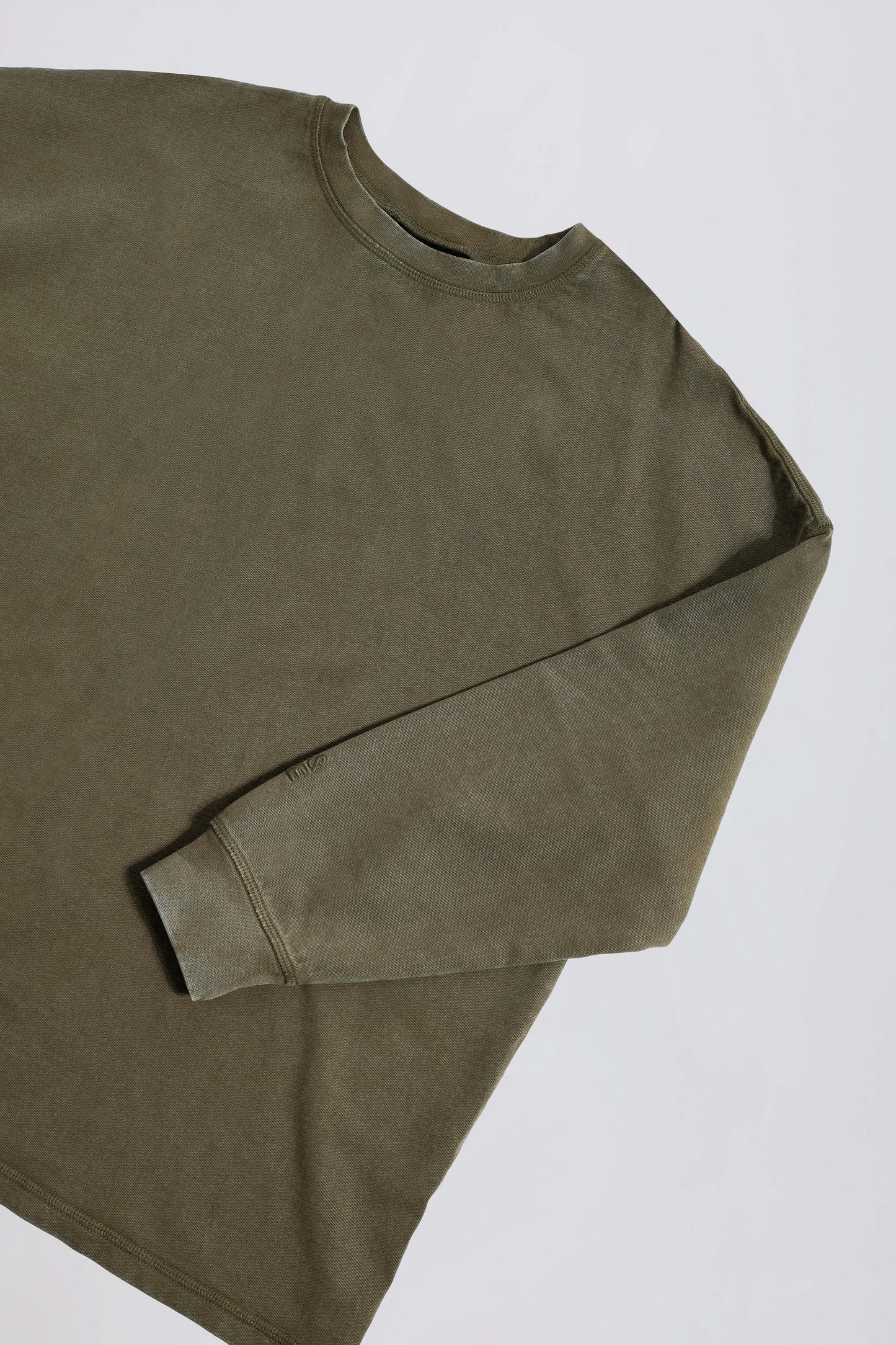 Acid Wash Long-Sleeve Oversized T-Shirt in Light Green